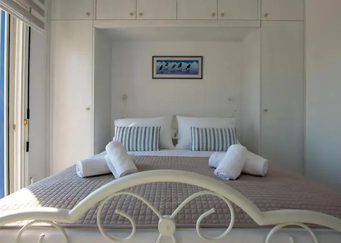 Le Petit Refuge 2 Floor Maisonette With Seaview Archangelos (Rhodes)