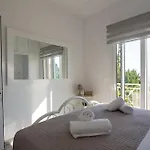 Le Petit Refuge 2 Floor Maisonette With Seaview Casa vacanze