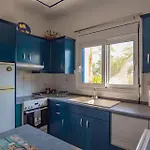 Le Petit Refuge 2 Floor Maisonette With Seaview