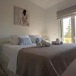 Σπίτι διακοπών Le Petit Refuge 2 Floor Maisonette With Seaview Αρχάγγελος