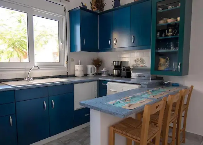 Le Petit Refuge 2 Floor Maisonette With Seaview *