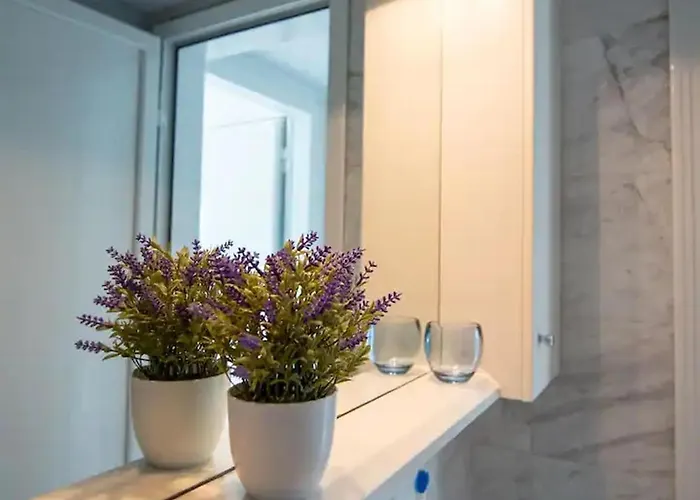 Le Petit Refuge 2 Floor Maisonette With Seaview 아크앤젤로스