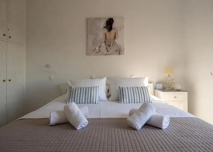 펜션 Le Petit Refuge 2 Floor Maisonette With Seaview 아크앤젤로스